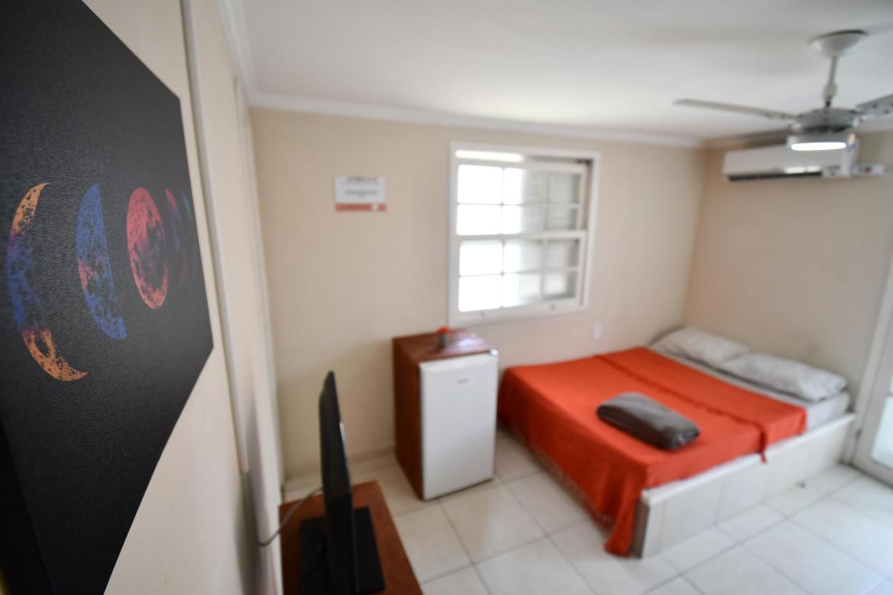 Domar & Suites Hostel *